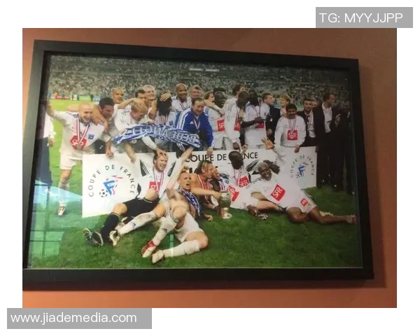 足球明星全景图解读各路传奇球员名字与成就一览